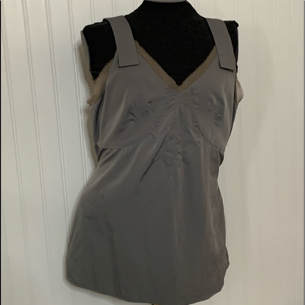 NWT, Simply Vera top, sz Small